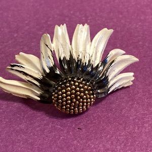 Vintage BSK signed partial sunflower floral  brooch